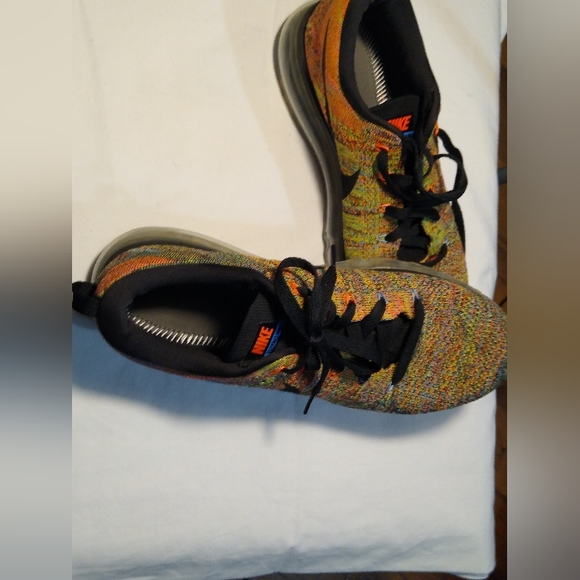 Nike Flyknit Air Max Multi-Color Chalk Blue Hyper Orange Women's Size 8.5 - Picture 7 of 8
